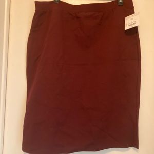NWT Liz Claiborne Burgundy Knit Skirt